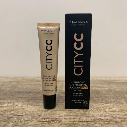 CC crème anti-pollution SPF15 – Mádara